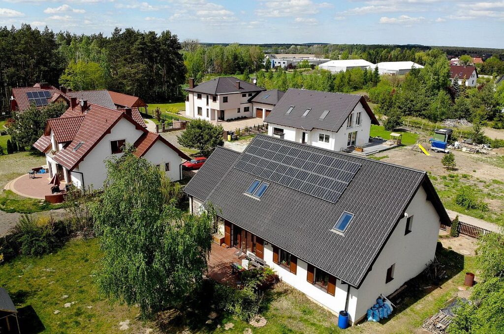 Jak zużyć nadwyżkę prądu z fotowoltaiki Nadwyżka prądu z fotowoltaiki